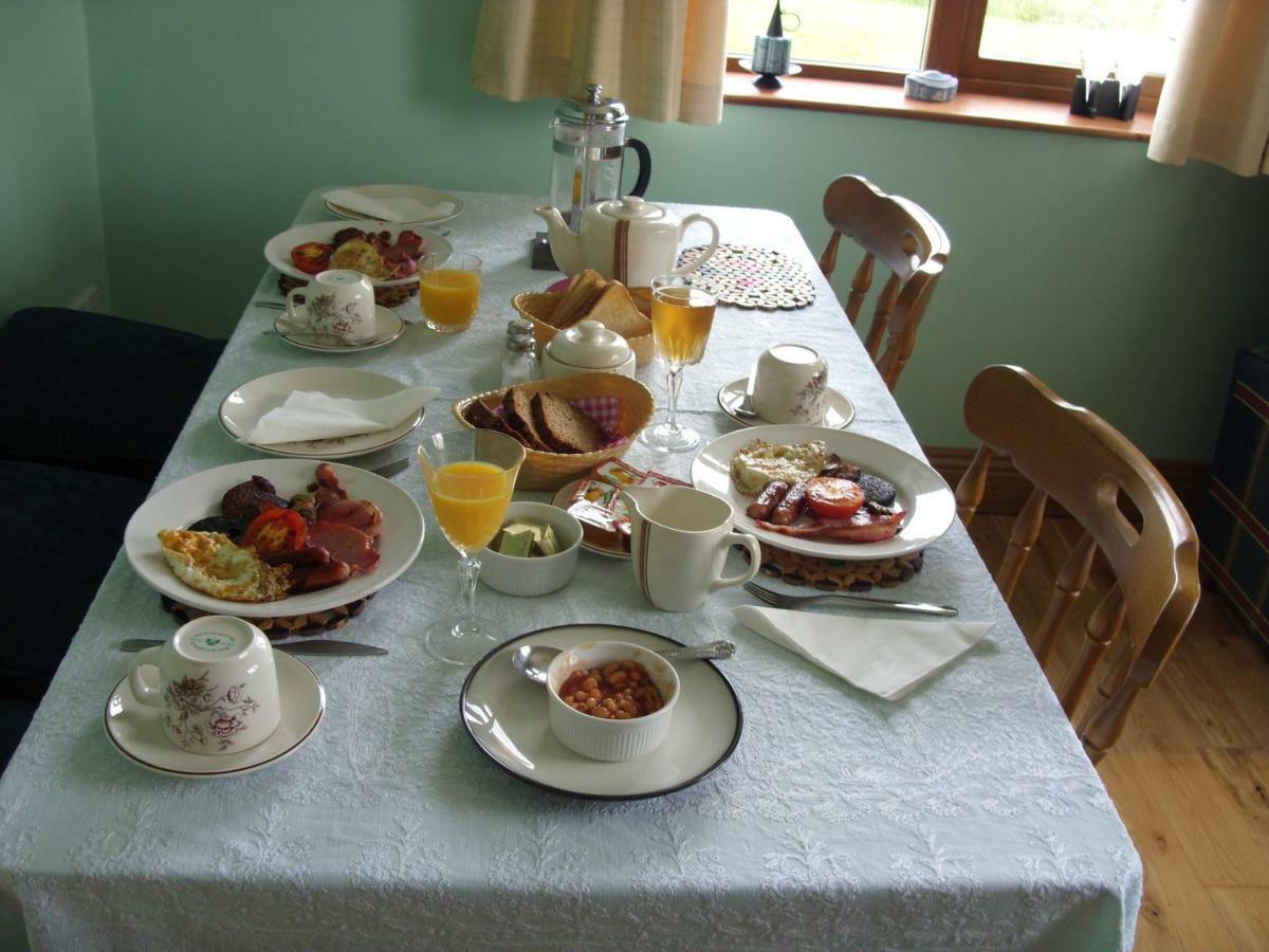 Cuas A' Gamhna Bed & Breakfast Clynacartan Bagian luar foto
